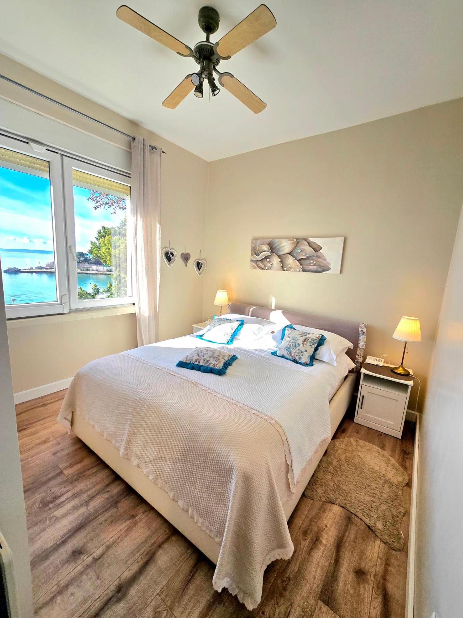 Apartments Suzy Split Luaran gambar