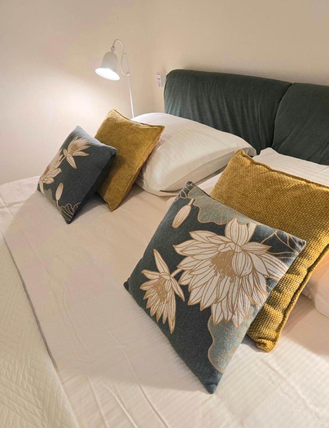 Apartments Suzy Split Luaran gambar